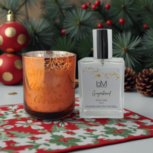 Festive Fragrance Set: Christmas Candle + Room Mist