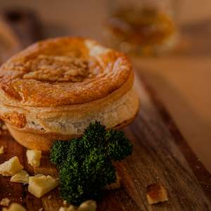 Wagyu Steak & Aged Cheddar Pie