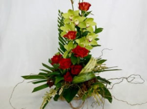 Flower Arrangements: Kete Arrangement