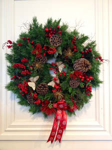 Christmas: Rudolph - Traditional Christmas Wreath