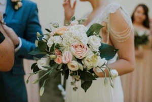 Wedding Flowers: Bridal Bouquet