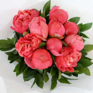 Bouquets: Peony Bouquet / Seasonal Summer