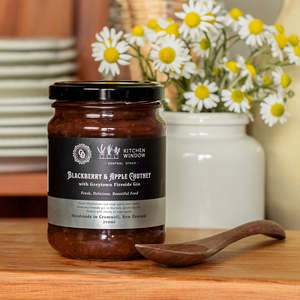 Blackberry & Apple Chutney with Fireside Gin 250ml
