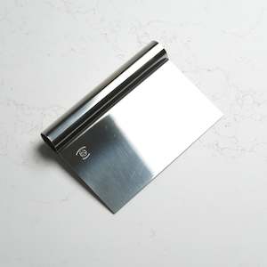 Kanda - Bench / Dough Scaper