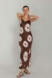 Neutrals: Bow Slip - Choc with White/Alyssa Nude/Black Peppa Hart Floral