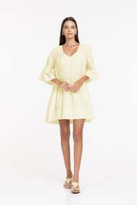 Most Loved: Wisteria Mini - Pina Colada