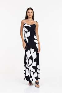 Bow Slip Maxi - Exclusive Black/White Print