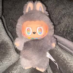 Labubu Outfits: Confirmed POP MART Labubu The Monsters Big Into Energy - Secret (Open)