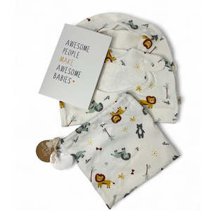 Baby: Vintage Safari Bib collection