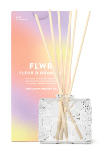 Pamper Gifts: Fleur D'Oranger Diffuser Gift