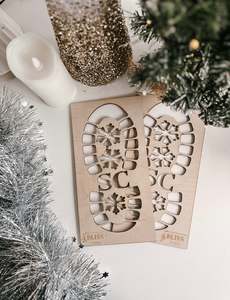 Keepsake Designs: Santa Footprints