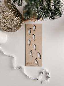 Keepsake Designs: Elf Footprints