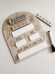 Back To School: First/Last day info boards