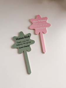 Top Gift Picks: Acrylic Plant stake