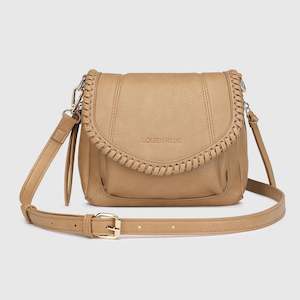 bags & leather: Shania Crossbody Bag - Camel