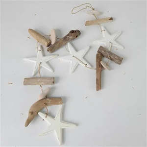 Decorative: Driftwood Strand Starfish