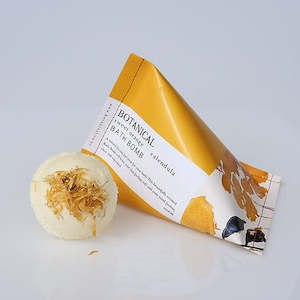Beauty: Orange & Calendula Bath Bomb