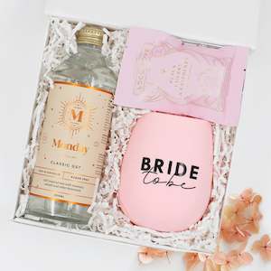 Gifts Under 100: Summer Bride To Be Gift Box