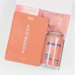 Gifts Under 100: Summer Lover Gift Box