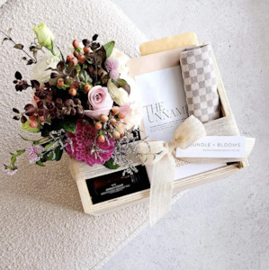 Gift Box + Blooms Large - Bloom Bouquets