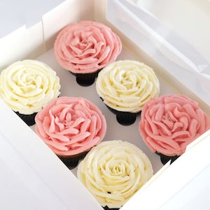 Valentine’s Day Rose Bloom Cupcakes