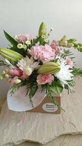 All: Traditional box arrangement