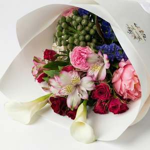 Anniversary Flowers: Harmony