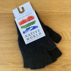 Possum Merino Gloves: Black Possum Merino Fingerless Gloves
