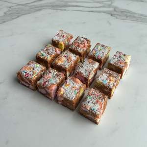 Catering: Mini Slice - Lolly Slice