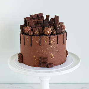 Kids Birthday Cakes: Loaded Chocolate Cake