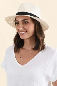 Travel Hats: Ivory Travel Fedora