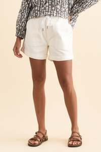 Basic Shorts: Emma White Denim Relaxed Shorts