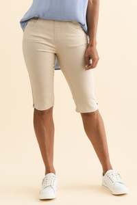 Basic Shorts: Tora Natural Stretch Shorts