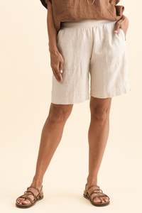 Basic Shorts: Aster Natural Linen Shorts
