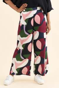 Teacher Outfits: Ronja Red Abstract Pocket Pants