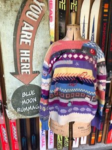 Retro 80's Jersey - Blue Moon Rummage