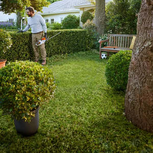 STIHL HSA 30 Battery Hedge Trimmer (No Battery & Charger)