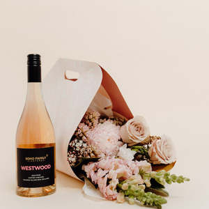 Romantic: Small Carrier + SOHO Wine