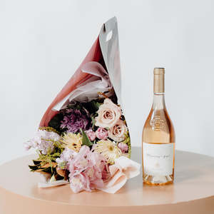 Large Flower Carrier + Whispering Angel Rosé