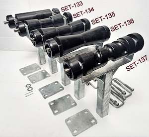 KEEL ROLLER WITH 'T' BRACKET AND END CAPS