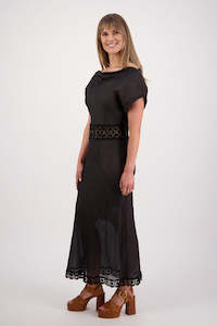 Briarwood: Briarwood - Stephanie Ramie Dress // Black //Cream