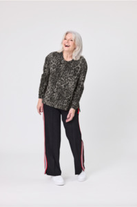 Lemon Tree - Olga Top // Grey Leopard