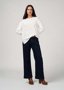 Loobie's Story - Remy Tee // Silk White