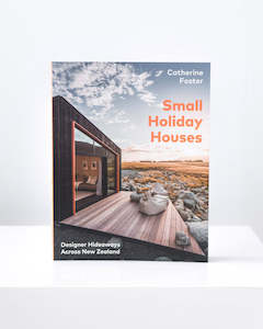 Books 1: SMALL HOLIDAY HOUSES