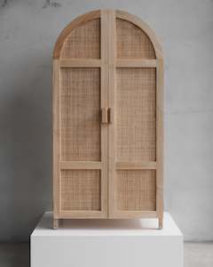 YUNI ARCH WARDROBE