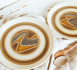 Earthy Bohemian Gift Ideas: Vintage Crown Lynn Dinner Plates (2)