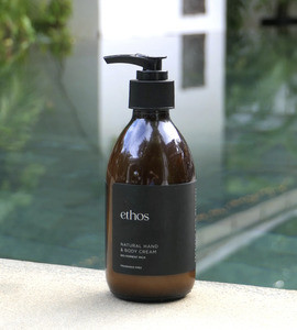 Bath Body: NATURAL HAND & BODY CREAM - Fragrance-Free - 200ml