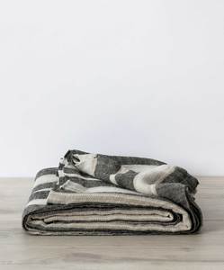 Coverlets: Enzo - Linen Bedcover