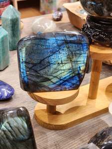 Labradorite palm
