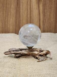 Balance Healing: Clear Quartz Sphere "Miffy"
